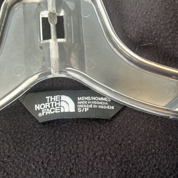 North Face Men’s Dryvent jacket with removable fleece insert. Size S - Picture 5 of 6